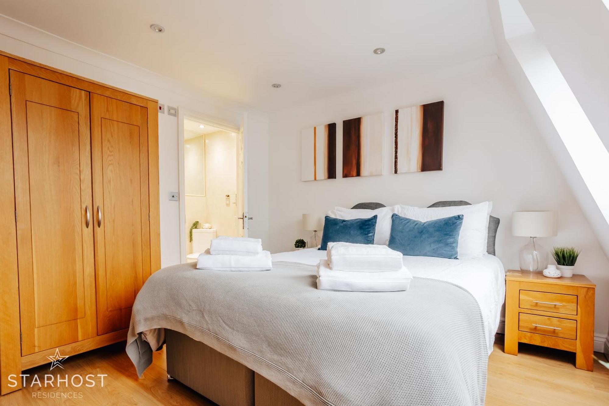 Central 3 Bed Apartment At Regents Court, Newbury Newbury  Esterno foto